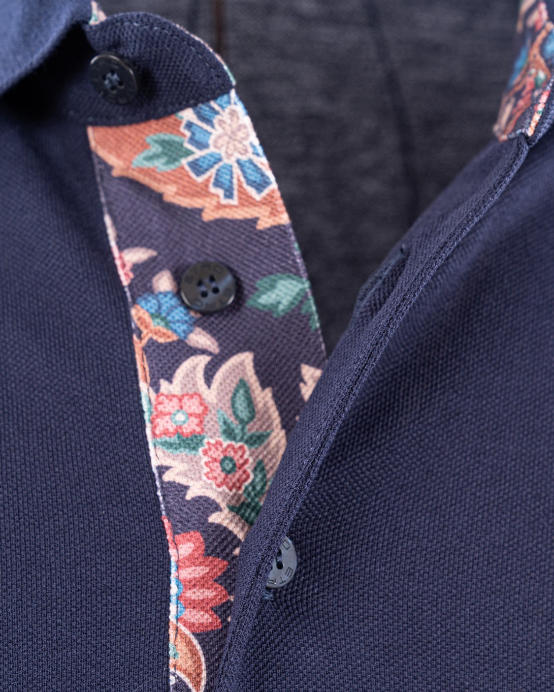shop ETRO Saldi Polo: Etro polo con pegaso ricamato.
Vestibilità regolare.
Maniche lunghe.
Composizione: 100% cotone.
Made in Italy.. 0013 AC268-B0387 number 9562750